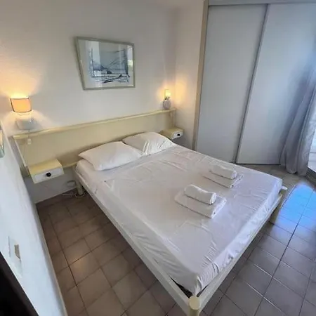 1 Bed Les Pins With Pool 公寓